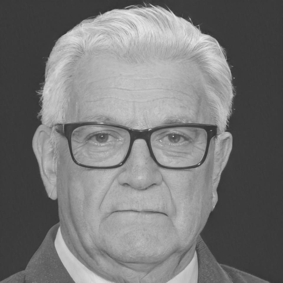 Ritratto dell'istruttore specializzato Silvano Benedetti durante una sessione di formazione